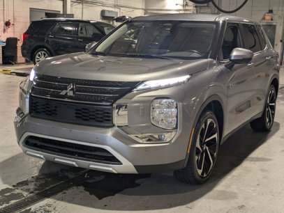 Used 2023 Mitsubishi Outlander SE