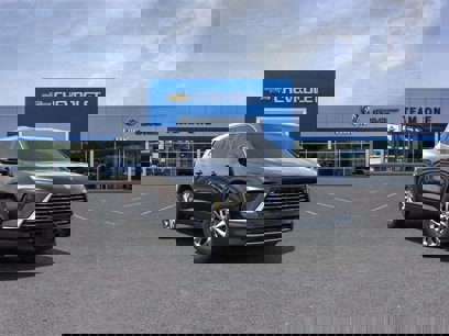New 2025 Buick Enclave Preferred w/ Power Package