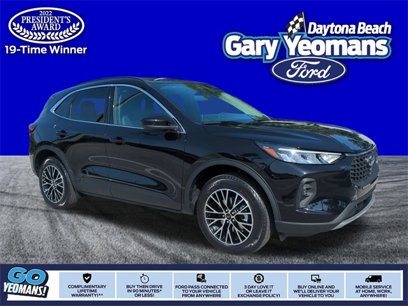 New 2025 Ford Escape SE