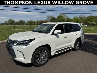 Used 2016 Lexus LX 570 4WD w/ Luxury Package