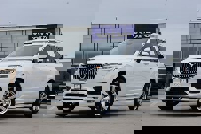 Certified 2022 Volvo XC90 T5 Momentum w/ Climate Package