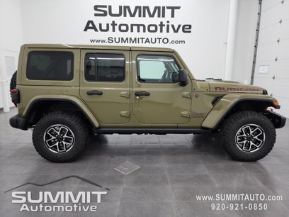 New 2025 Jeep Wrangler Unlimited Rubicon w/ Steel Bumper Group