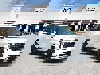 New 2025 Kia Carnival