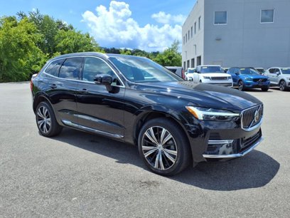 Used 2022 Volvo XC60 T8 Inscription w/ Advanced Package