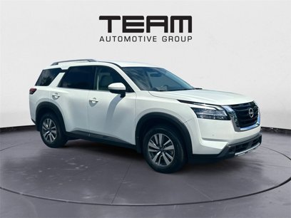 Used 2024 Nissan Pathfinder SL