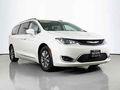 Used 2019 Chrysler Pacifica Touring-L Plus