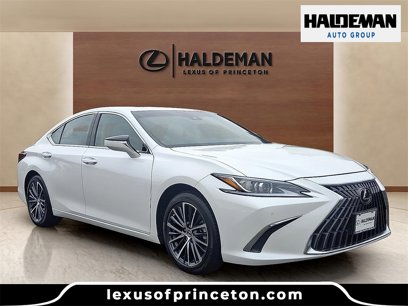 Used 2024 Lexus ES 300h w/ Premium Package