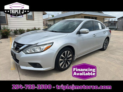Used 2016 Nissan Altima 2.5 SL w/ Moonroof Package