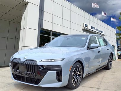 New 2025 BMW 740i xDrive