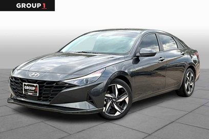 Used 2023 Hyundai Elantra SEL w/ Convenience Package