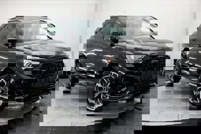 New 2025 Audi Q3 2.0T Premium