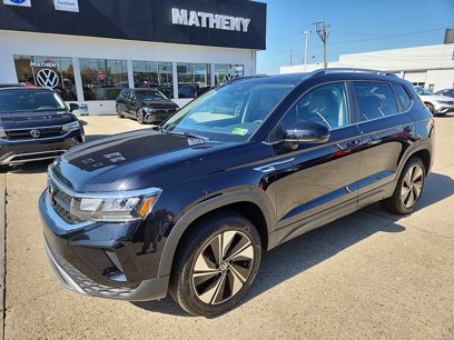 New 2024 Volkswagen Taos SE