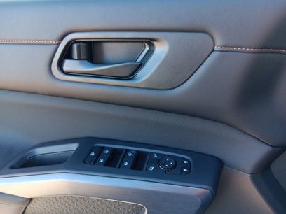 New 2025 Nissan Pathfinder Rock Creek