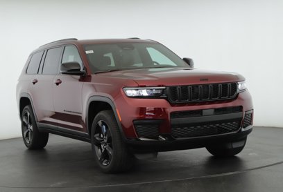 New 2025 Jeep Grand Cherokee L Altitude