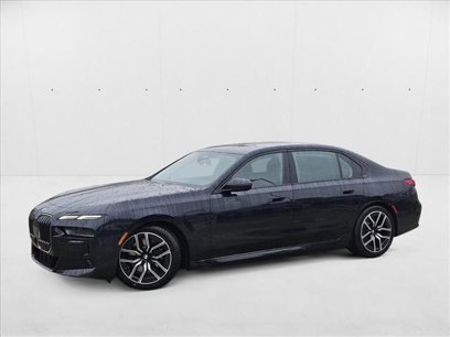 New 2025 BMW 750e xDrive w/ Premium Package