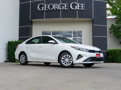 New 2024 Kia Forte LX