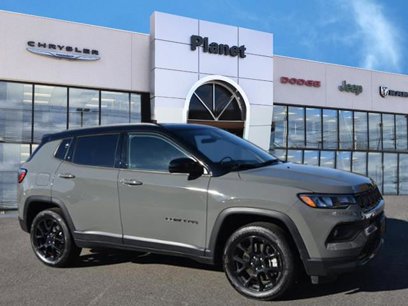 Used 2024 Jeep Compass Latitude w/ Altitude Special Edition