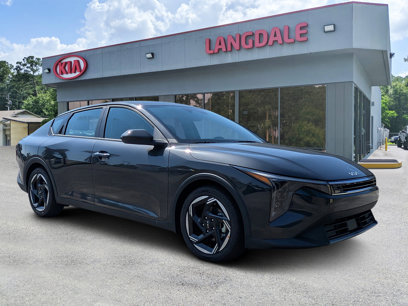 New 2025 Kia K4 EX