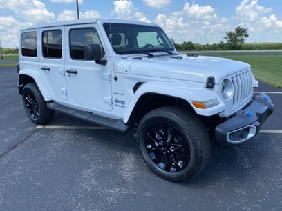 New 2022 Jeep Wrangler Unlimited Sahara w/ Cold Weather Group