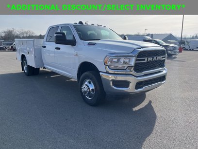 New 2024 RAM 3500 Tradesman w/ Chrome Appearance Group