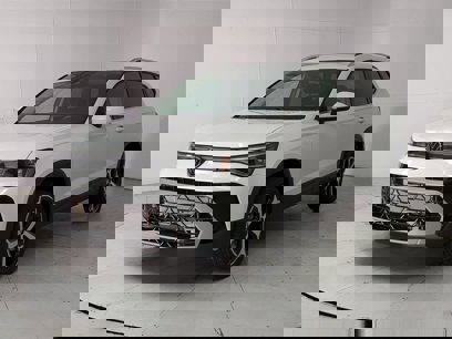 New 2025 Volkswagen Taos SEL