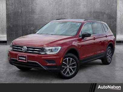 Used 2019 Volkswagen Tiguan SE w/ Panoramic Sunroof Package