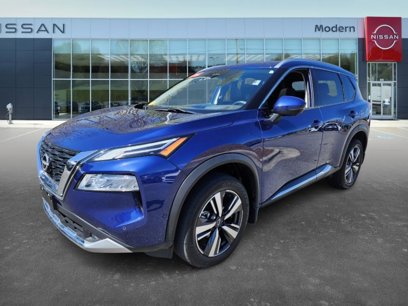 Certified 2022 Nissan Rogue Platinum w/ Head-Up Display Package