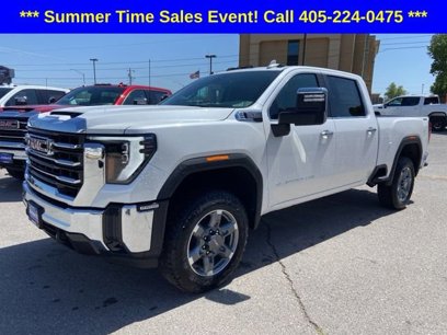 New 2025 GMC Sierra 2500 SLT w/ SLT Convenience Package
