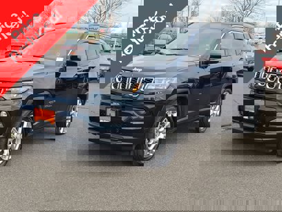 Used 2024 Jeep Compass Latitude