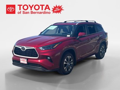 New 2025 Toyota Highlander XLE