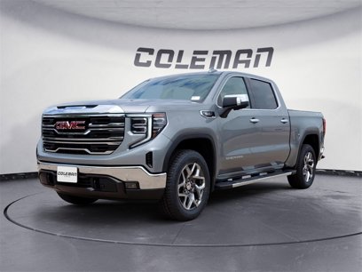 New 2025 GMC Sierra 1500 SLT w/ SLT Premium Package
