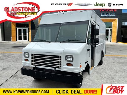 Used 2022 Ford E-450 and Econoline 450 Super Duty w/ A/C Prep Package