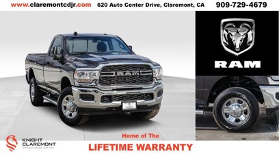 New 2024 RAM 2500 Tradesman w/ Chrome Appearance Group