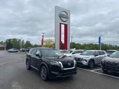 Used 2025 Nissan Pathfinder S