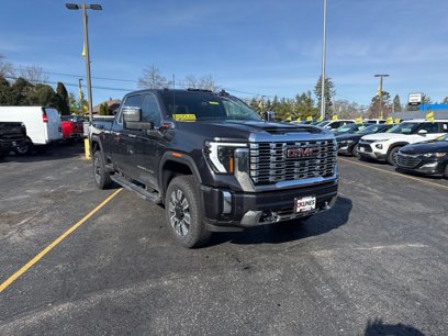 New 2025 GMC Sierra 3500 Denali w/ Denali Reserve Package