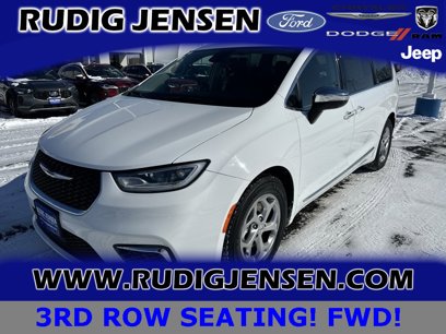 Used 2023 Chrysler Pacifica Limited