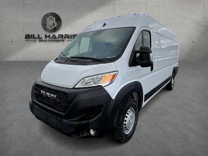 New 2025 RAM ProMaster 3500 w/ Convenience Group