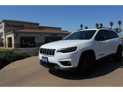 Used 2023 Jeep Cherokee Altitude Lux