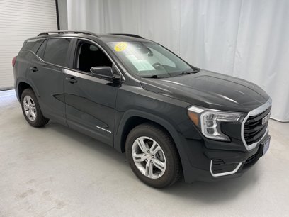 Used 2022 GMC Terrain SLE w/ Driver Convenience Package