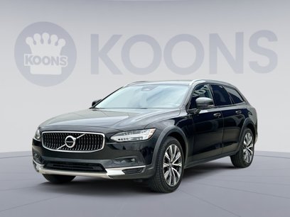 Certified 2023 Volvo V90 B6 Cross Country Plus