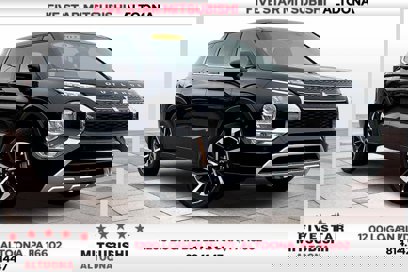 Used 2023 Mitsubishi Outlander SE