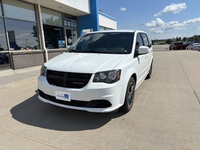 Used 2017 Dodge Grand Caravan SE