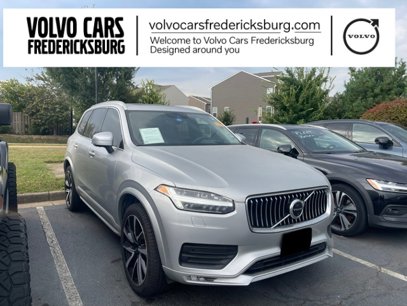 Used 2022 Volvo XC90 T6 Momentum w/ Advanced Package