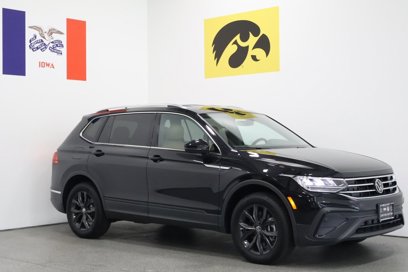 Used 2024 Volkswagen Tiguan SE