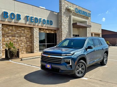 New 2026 Chevrolet Traverse LT w/ Driver Confidence Package