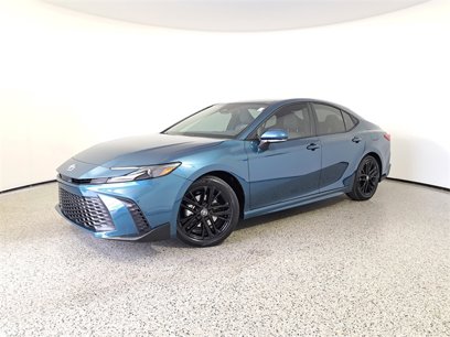 Used 2025 Toyota Camry SE