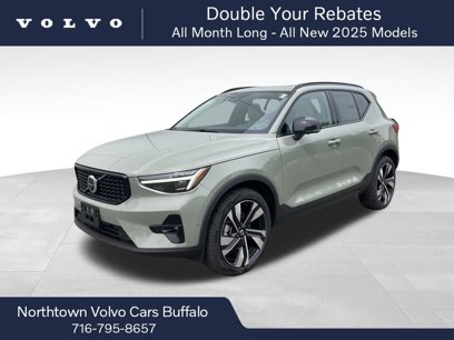 New 2025 Volvo XC40 B5 Plus w/ Protection Package Premier
