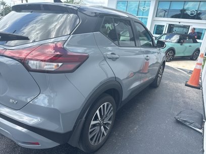 Used 2021 Nissan Kicks SV