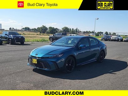 New 2025 Toyota Camry SE w/ Convenience Package