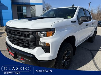 New 2024 Chevrolet Silverado 1500 Custom Trail Boss w/ LPO, Dark Essentials Package